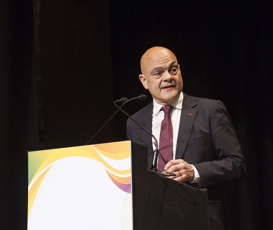 El director general de Eckes Granini Ib�rica, Javier Lorenzo, renueva la presidencia en Asozumos durante la �ltima Asamblea General telem�tica...
