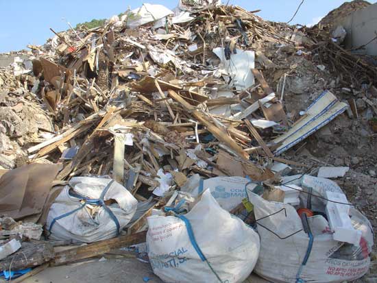 Cuando el residuo llega a la planta de reciclaje, en funcin de su suciedad o composicin se aplican diferentes tarifas...