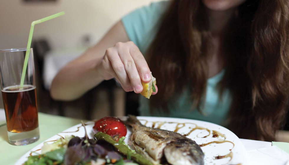 Los consumidores habituales de pescado y marisco son los que ms cambios han introducido en su dieta para hacerla ms sostenible...