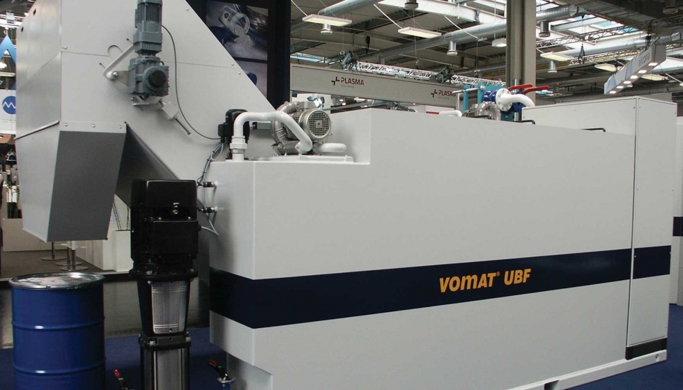 El filtro de banda de vaco UBF de Vomat es ptimo para el filtrado de aceites y emulsiones, as como de medios hidrosolubles contaminados con acero...