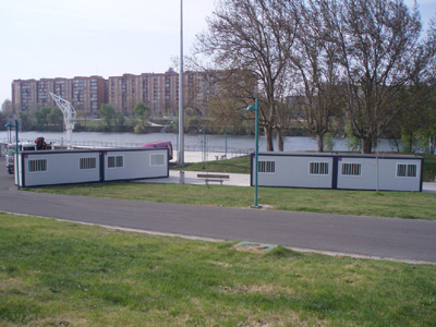 Los mdulos Alco en el Parque del Agua almacenan los equipos de la Asociacin de Piragismo