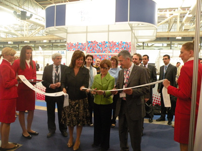 Cutting ribbon during the opening of the fair the 27th past