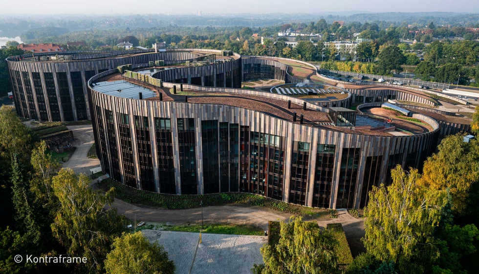 En la azotea verde de 'BaseCamp Lyngby' se extiende un parque con vegetacin y jardinera urbana y un sendero de 800 metros de largo para pasear o...