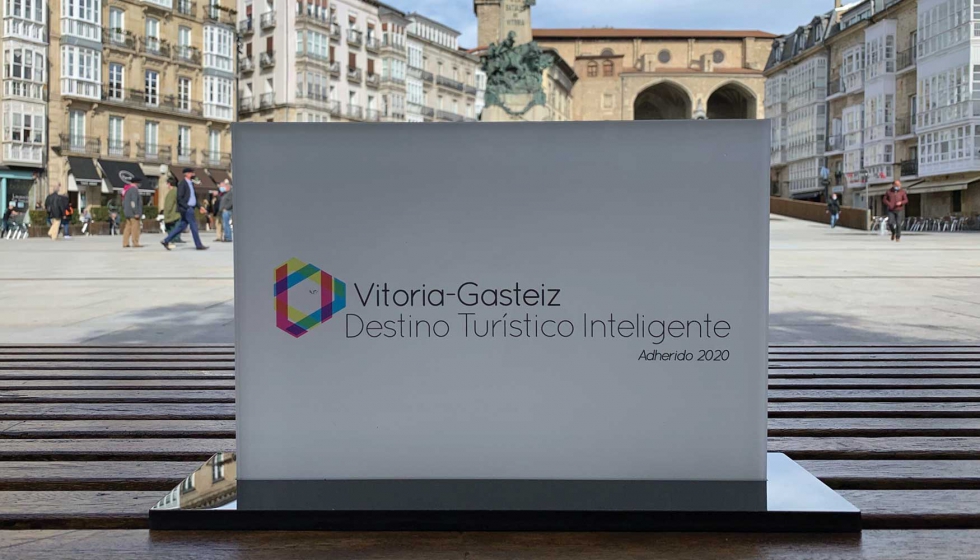 El director de I+D+i de Segittur ha felicitado a Vitoria-Gasteiz por su trabajo y ha explicado que ser destino turstico inteligente supone una...