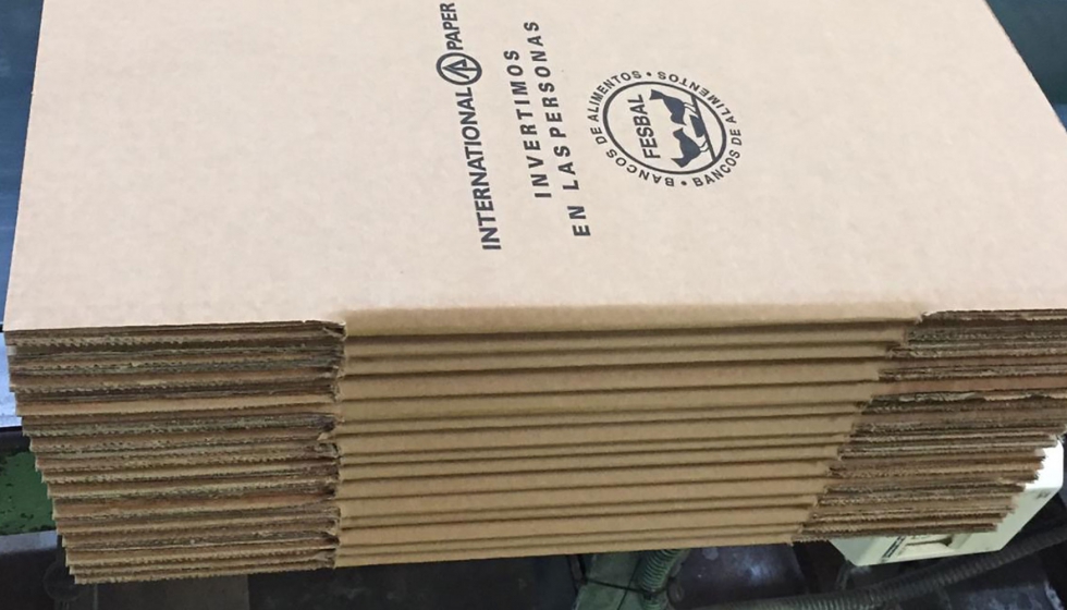 Las cajas de cartn ondulado son esenciales para que los bancos de alimentos y ONGs puedan distribuir su ayuda. En Espaa la empresa ha donado 100...