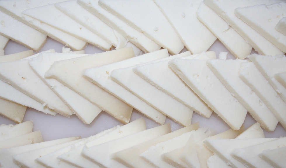 Tri�ngulos de queso de cabra