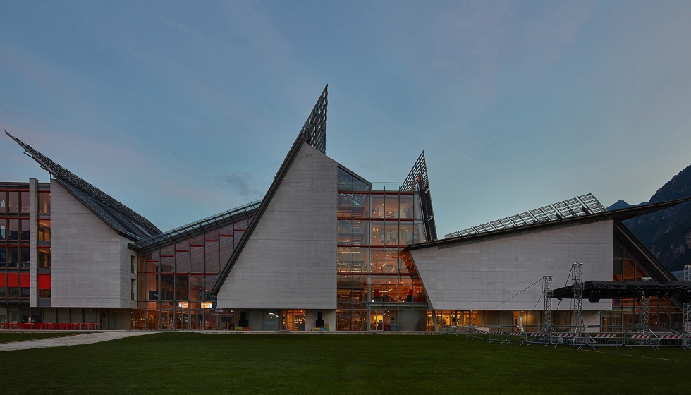 MUSE, Museo de Historia Natural de Trento, obra de Renzo Piano. Foto:  Fabio Di Carlo