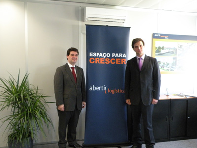  Luis Neves, director general de Abertis Logstica Portugal, y Filipe Caldeira, director tcnico del parque...
