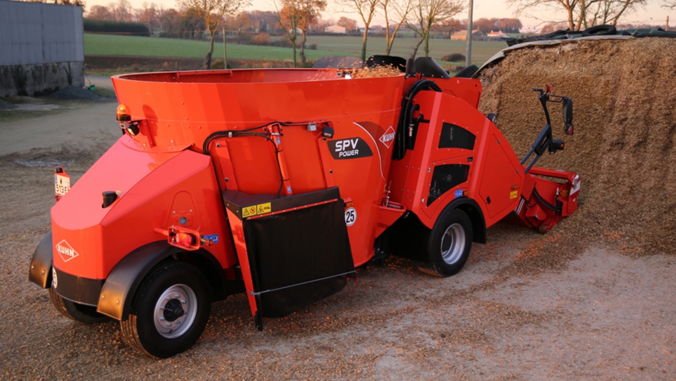 Modelo de 1 sinf�n vertical de la gama SPV de Kuhn