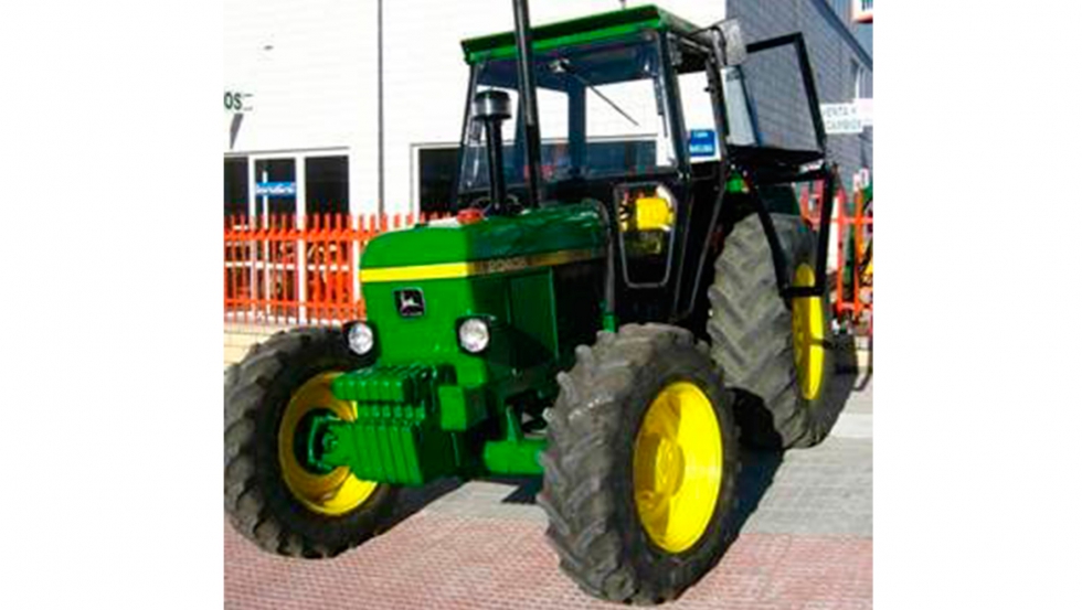 En Castilla-La Mancha, ms de 32.000 tractores tienen ms de 40 aos y, segn clculos de ASAJA, puede haber entre 10.000 y 12...