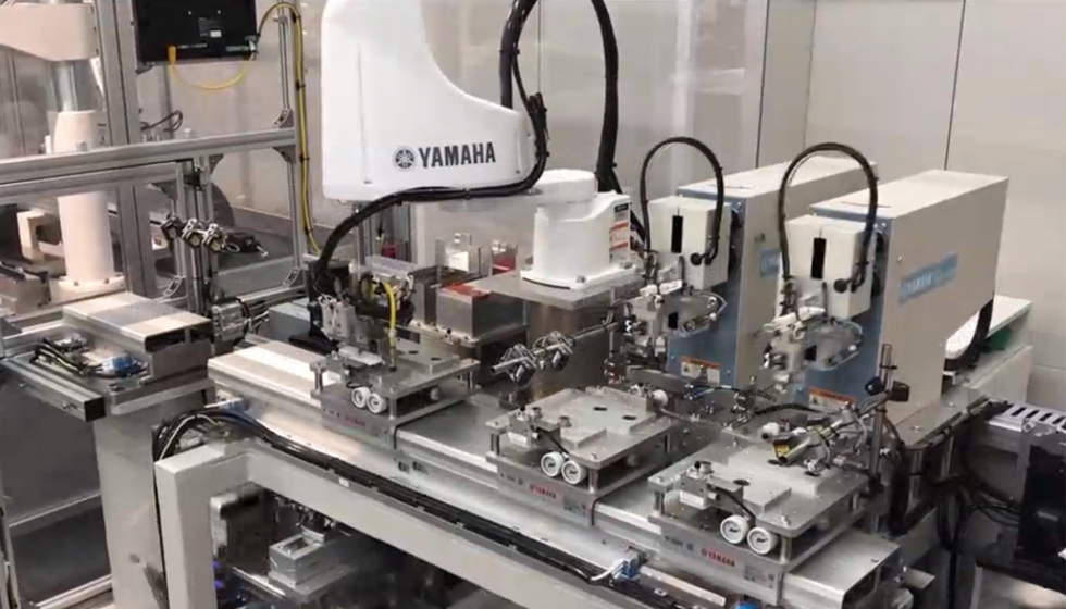 Un nuevo modelo de trabajo, presentado en directo desde Japn, puso de manifiesto la velocidad y flexibilidad de los ltimos robots de Yamaha...