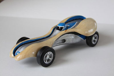 Los participantes tendrn que disear y realizar un coche de carreras a partir de un taco de madera