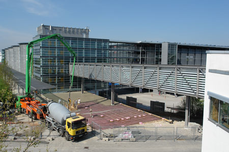 Obras actuales en la nueva entrada Nord-West (noroeste) de las instalaciones feriales de Mnich