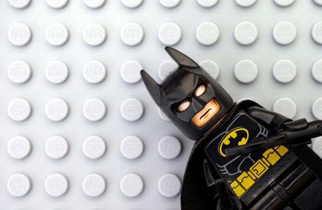 Batman: La Lego Película arrasa en las taquillas de . - Licencias
