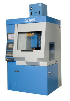 El centro de mecanizado CU 1007 de Almac est indicado para piezas destinadas a sectores tales como la medicina, aeronutica, relojera...