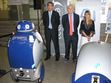 Presentacin de los nuevos robots de Tecnalia en la estacin de Euskotren en Atxuri (Bilbao)