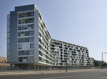 Edificio Hydros, diseado por el arquitecto Basilio Tobas Pintre