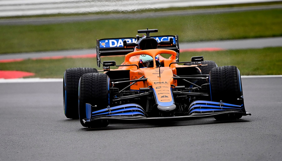 McLaren apuesta de nuevo por la tecnologa punta de AkzoNobel y sus marcas, Sikkens e International, para el pintado del MCL35M...