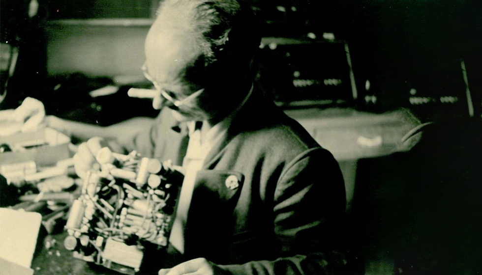 Walther Hans Bender, fundador de Bender e inventor del Isometer