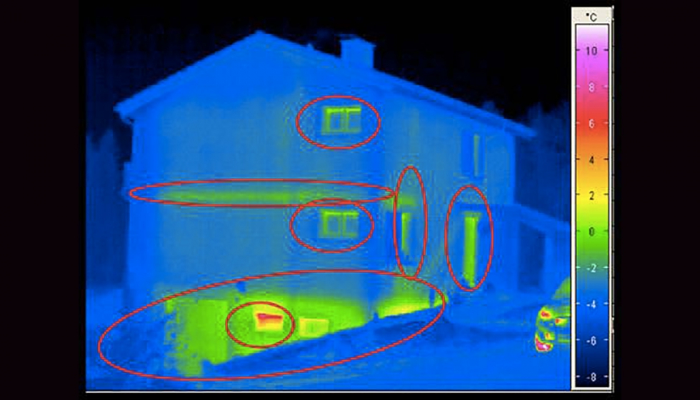 Figura 2: termografa en invierno de la envolvente de una vivienda unifamiliar