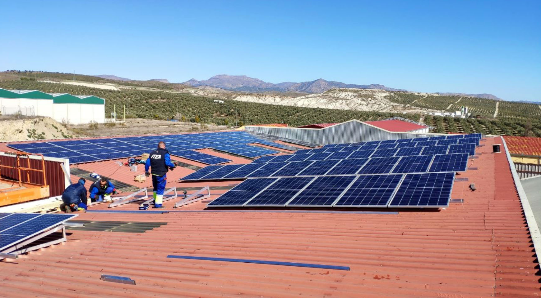Instalacin fotovoltaica para autoconsumo industrial de 70 kWp realizada en Sern por Automatismos ITEA