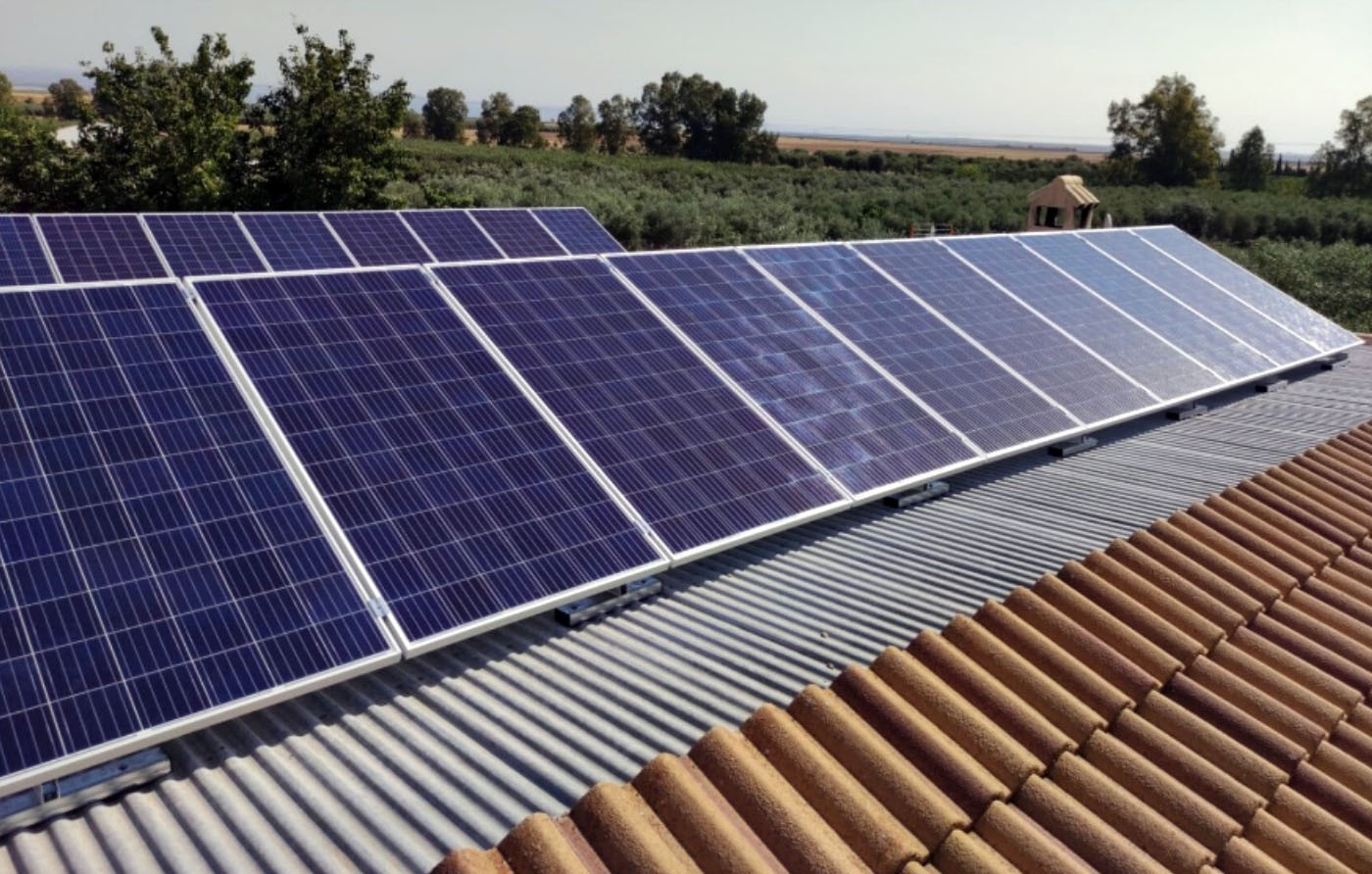 Instalacin fotovoltaica para autoconsumo residencial de 6 kWp en Crdoba, realizada por Automatismos ITEA