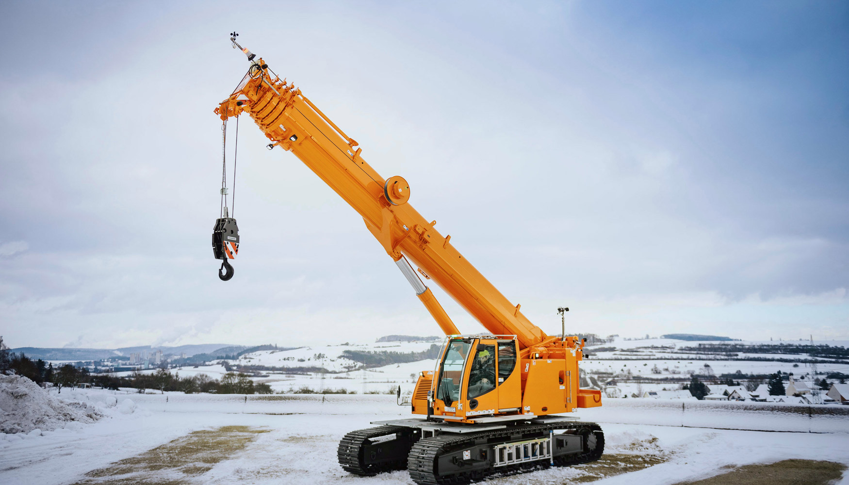 La gra telescpica sobre orugas LTR 1040 completa la gama LTR de Liebherr