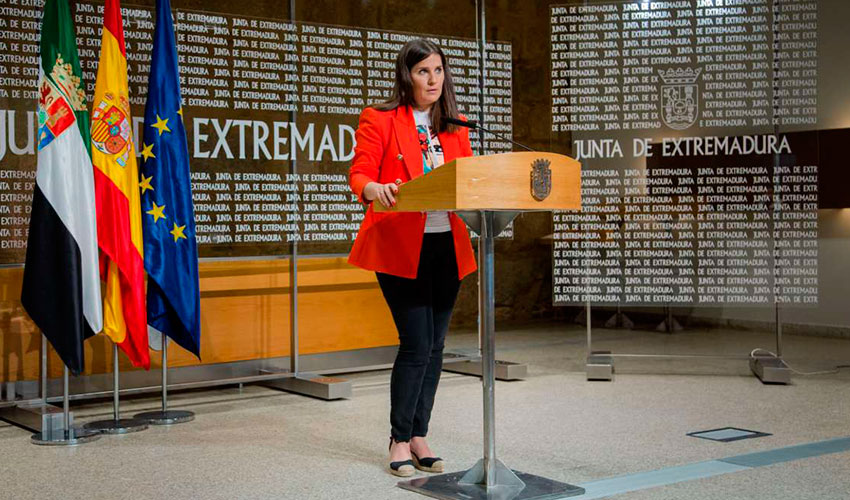 Isabel Gil Rosia, consejera de Igualdad y portavoz de la Junta de Extremadura