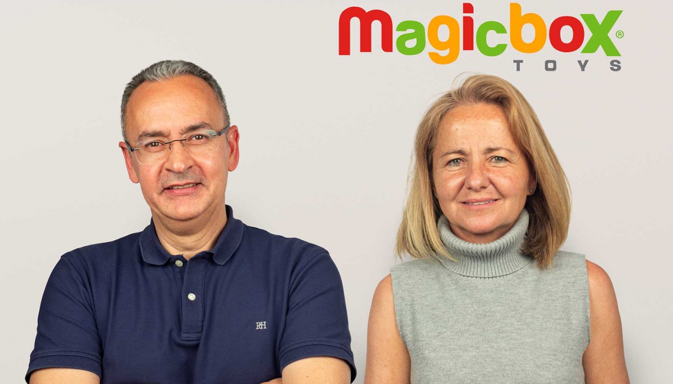 Jess Vidal, nuevo sales manager en Espaa, y Virginia Colve, nueva directora de marketing internacional de Magic Box