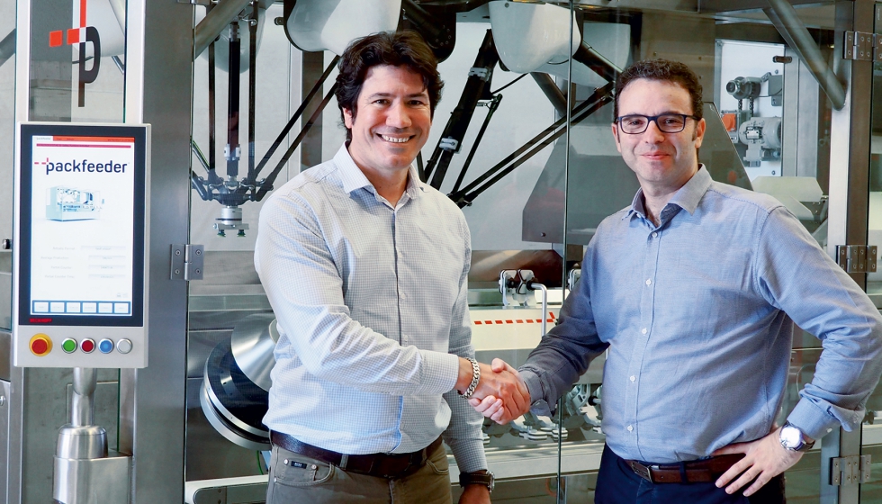 Ferran Martnez (derecha), CEO de Packfeeder, y Llus Moreno (izquierda), ingeniero de ventas de Beckhoff Espaa...