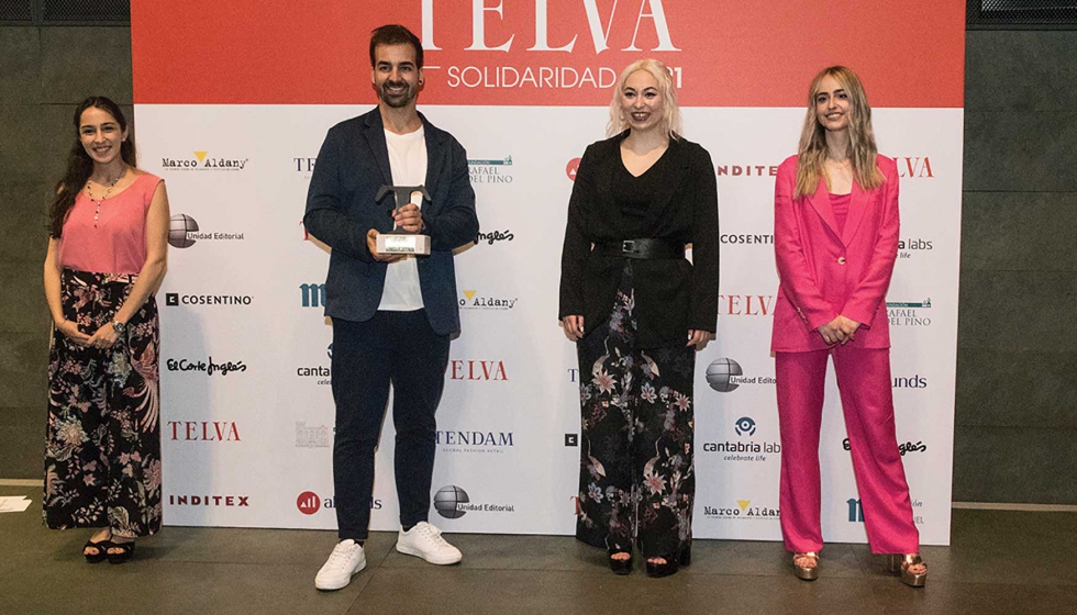 El director de Aydame3D, Guillermo M. Gauna-Vivas recogi el premio Telva a la Solidaridad