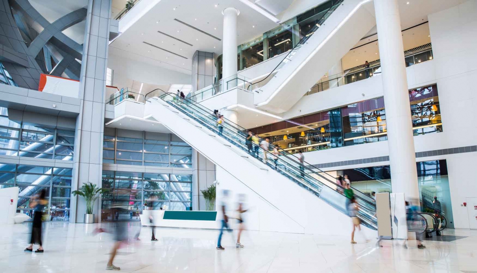 La afluencia a los centros comerciales creci un 6,2% en mayo