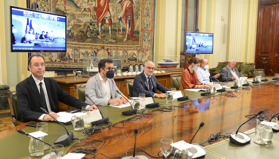 Los tres pases han coincidido en manifestar su satisfaccin por el mantenimiento de los programas de apoyo especficos para el vino en la prxima...