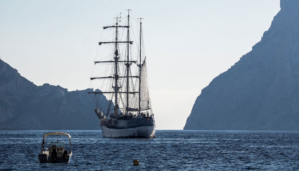 Un momento de la traves�a con el Cervantes Saavedra