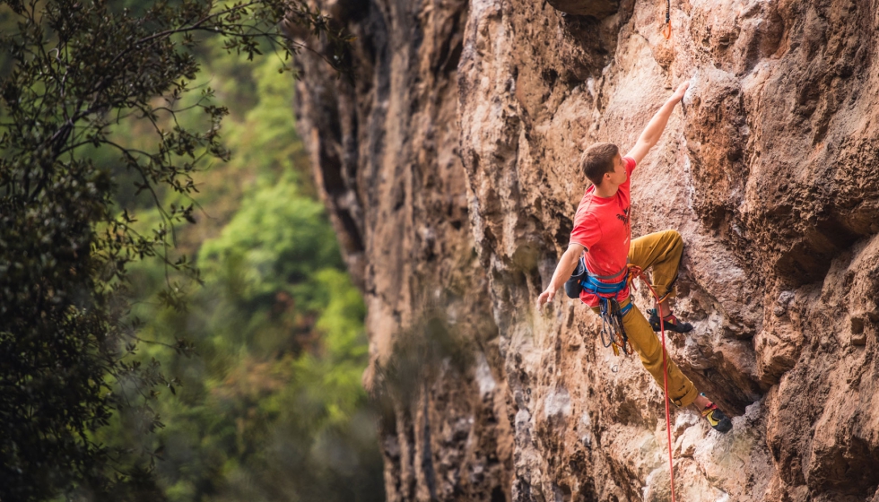 Skylotec lleva años abasteciéndose de productos de la marca 'Climbing Technology' para el sector deportivo... Skylotec lleva años abasteciéndose de productos de la marca 'Climbing Technology' para el sector deportivo...