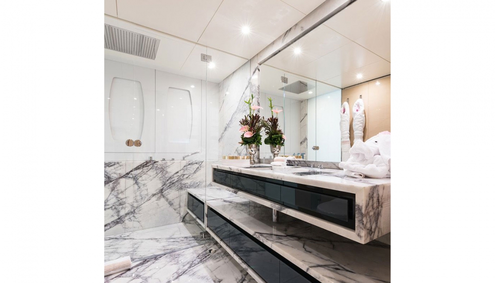 Con procesos adaptados, perfecciona el pulido in situ de la piedra natural