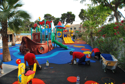 Construccin de un parque infantil, por Mundopark