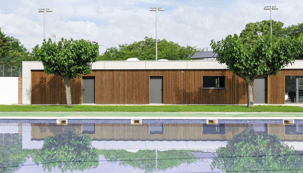 El edificio sostenible, junto a la piscina municipal, cuenta con una superficie de 196 m2 y una calificacin energtica A...