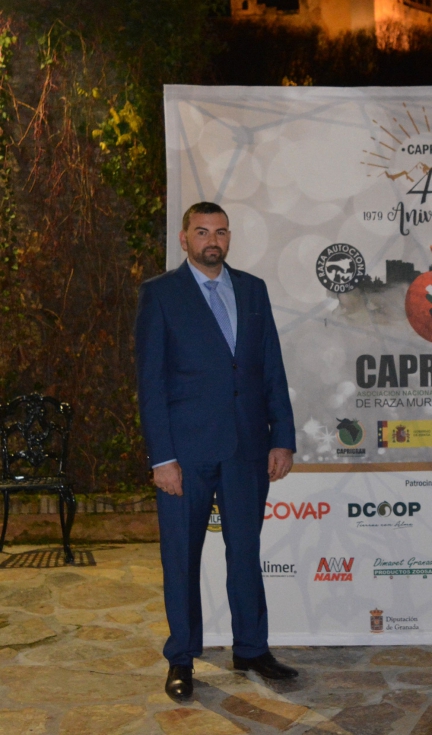 Francisco Javier Garc�a Cervilla, durante la celebraci�n de un acto festivo de la asociaci�n Caprigran