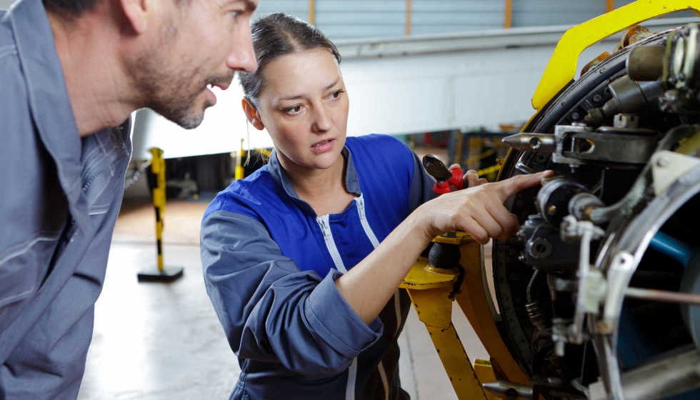 Una tarea muy importante es la necesidad de que los ingenieros de mantenimiento verifiquen manualmente el nivel de torque de cada perno que pueda...