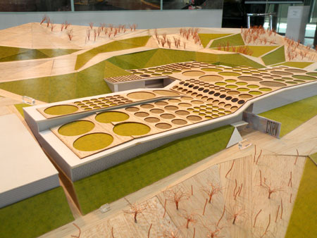 Model of the Centre of treatment of waste of the Valls Occidental, exposed in Reinnova