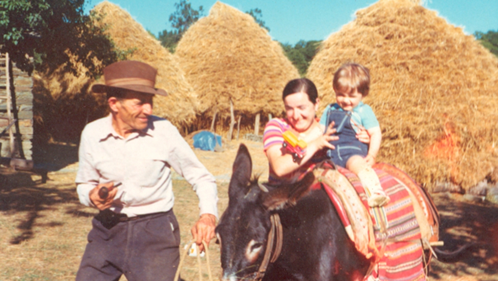 El autor del artculo, Marcos Vzquez Marey, junto a su padre, Manuel Vzquez Amado, y su madre, Oliva Marey Doval, en imagen de 1971...