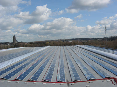 El alquiler de cubiertas para la explotacin fotovoltaica tambin se ha convertido en un buen negocio para el propietario de las mismas...