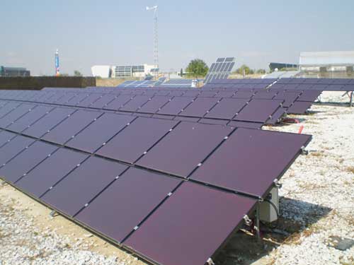 Placas fotovoltaicas instaladas en el Centro de Apoyo Tecnolgico, donde se realiz una demostracin durante las jornadas...