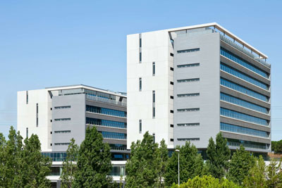 El complejo @Sant Cugat dispone de dos edificios destinados a oficinas, de 6.000 y 9.000 m respectivamente