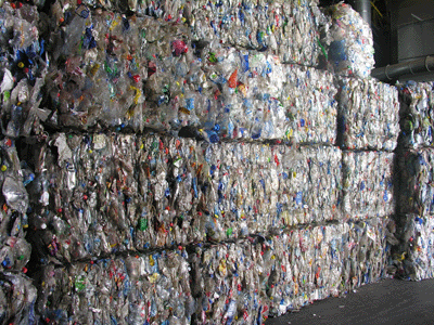 Los recicladores de PET europeos vieron disminuir sus mrgenes en ms de un 30% en 2008 debido al bajo coste del reciclaje adems del incremento del...