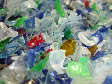 El uso plstico reciclado en envases para contacto alimentario permite la disminucin de uso de materias primas...