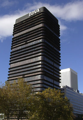 Mediante esta operaci�n, BBVA se mantendr� como inquilino en los inmuebles durante un periodo de entre 20 y 30 a�os