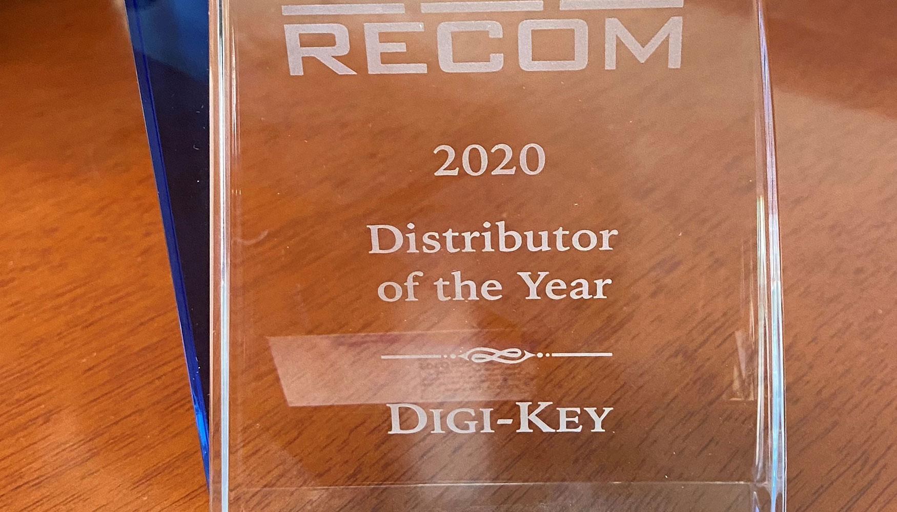 RECOM Power reconoce a Digi-Key Electronics con el premio al Distribuidor del Ao 2020