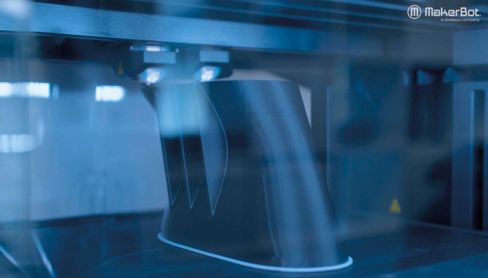 Los equipos de diseo e ingeniera de Callum han utilizado la impresora 3D MakerBot Method X para producir rpidamente prototipos funcionales para...